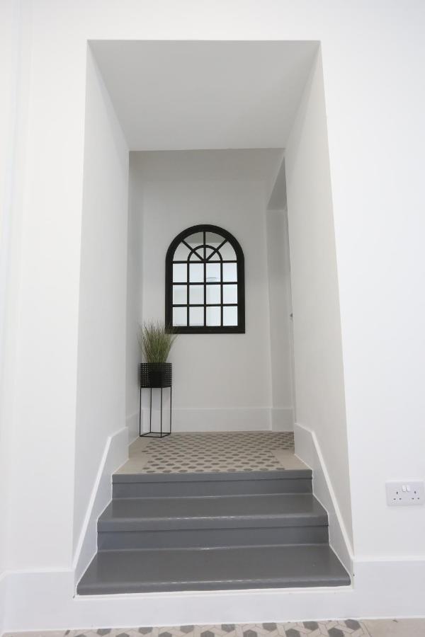West Burnside Apartments Dollar Rom bilde